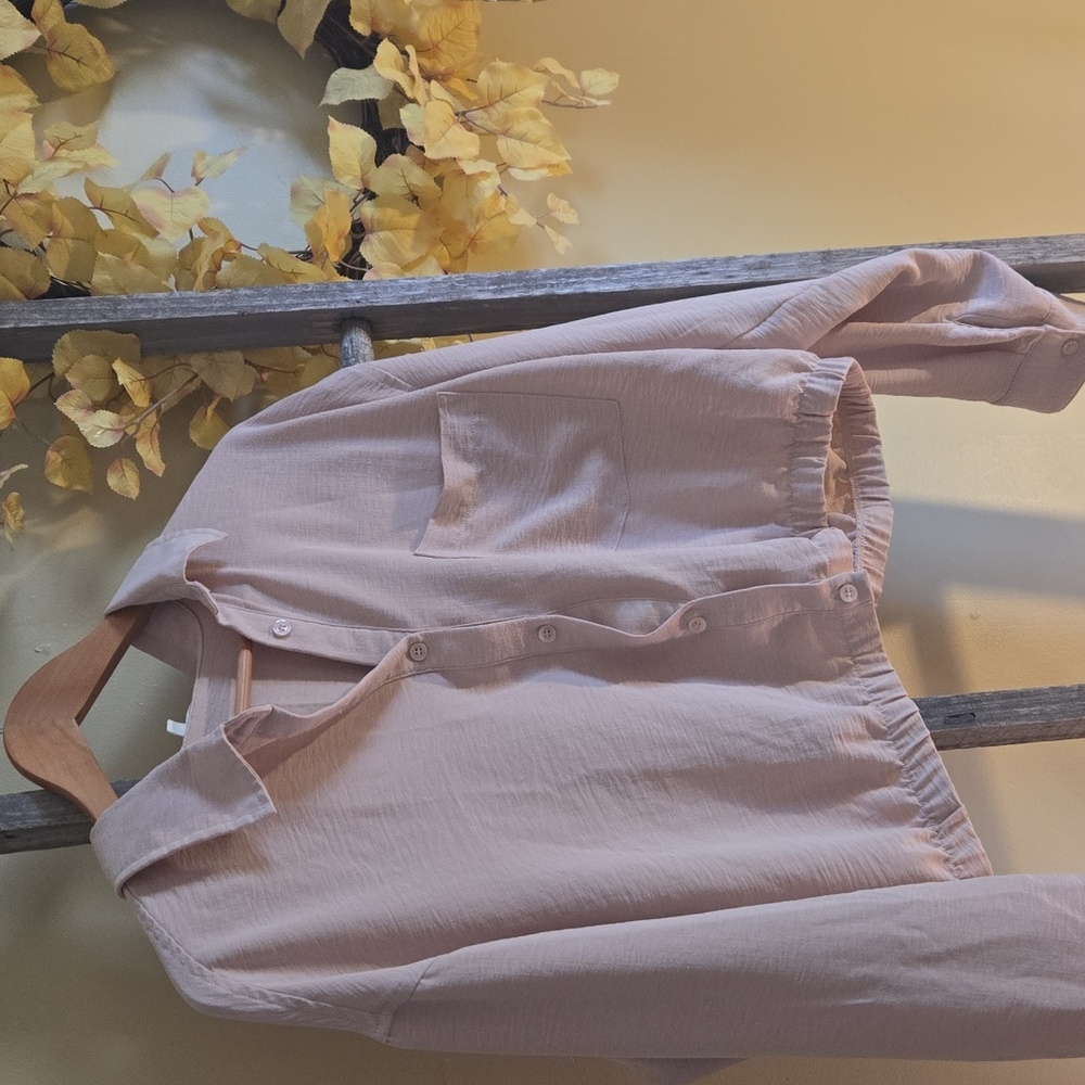 Light Pink Button-Up Cropped Shirt